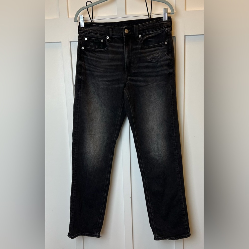 American Eagle Super High-Rise Ankle Straight Distressed Jeans Size 6 LONG Black